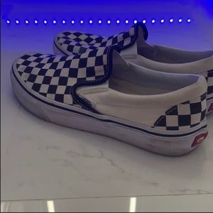 black checkered vans